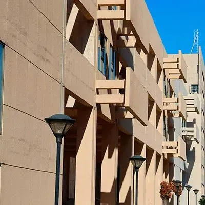 Arquitetura Brutalista: Estética, Função, Concreto